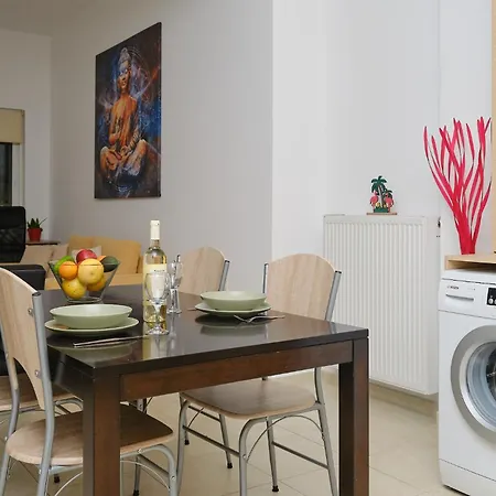 My Avra, Flat In Agioi Apostoloi Chania 아파트 *